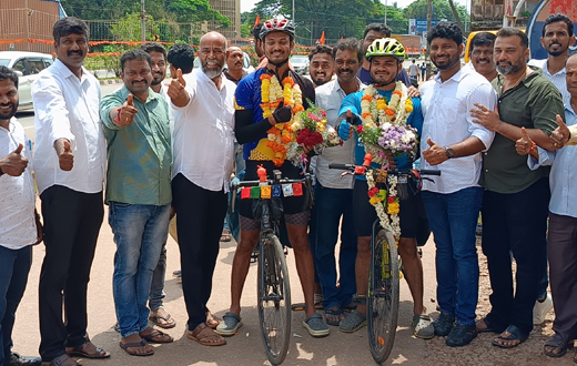 Two cyclists start expedition to Kashmir