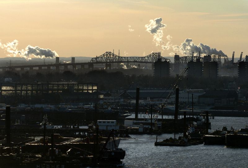EPA proposes plan to tighten air quality standards, cut down on deadly particle pollution